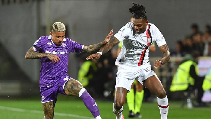 Soi kèo phạt góc Fiorentina vs AC Milan, 1h45 ngày 7/10