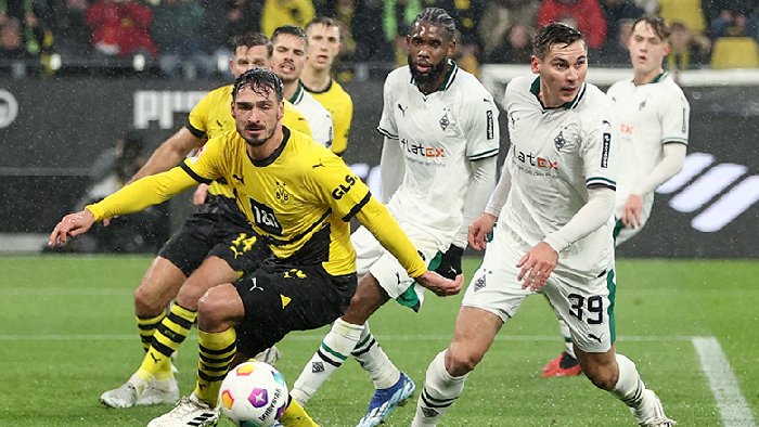 Soi kèo phạt góc Monchengladbach vs Dortmund, 20h30 ngày 13/4