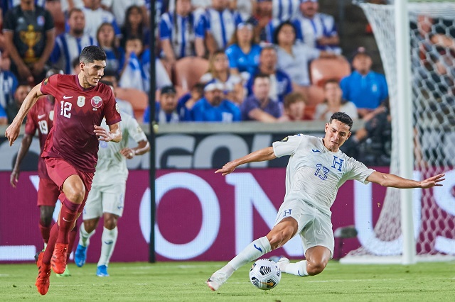 Soi kèo phạt góc Qatar vs Honduras