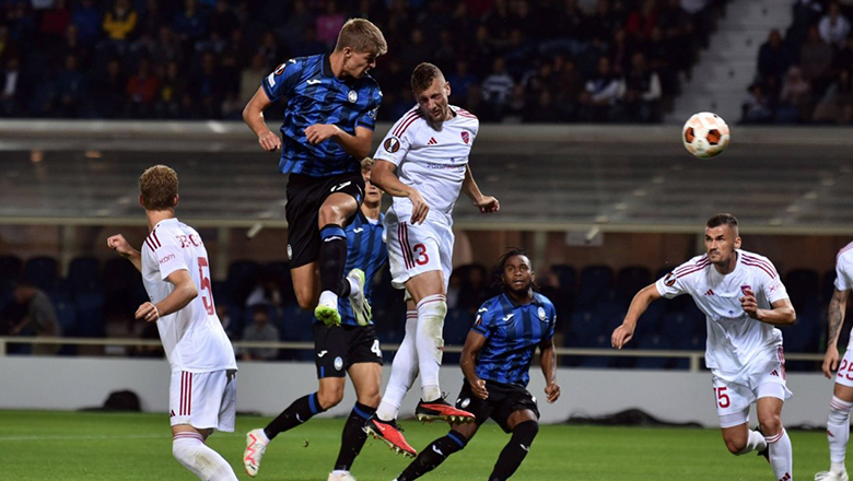 Soi kèo phạt góc Rakow Czestochowa vs Atalanta, 3h00 ngày 15/12 - Ảnh 2